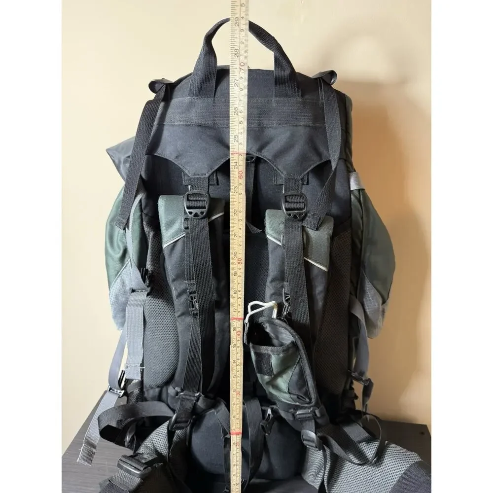 Cabelas 58L Internal Frame Hiking Camping Backpack Detachable Daypack 2 Bladders